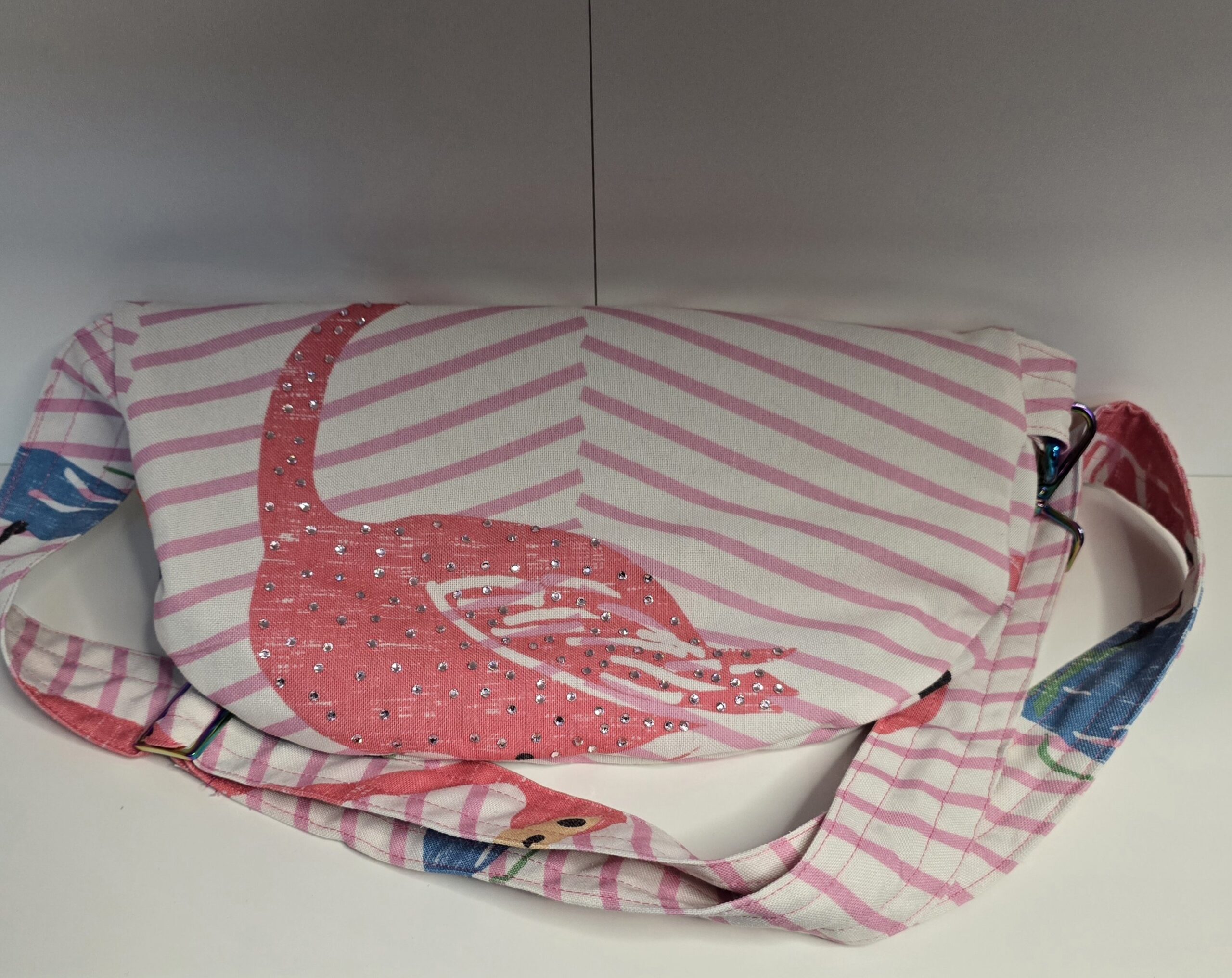 Dazzling flamingos - Image 3